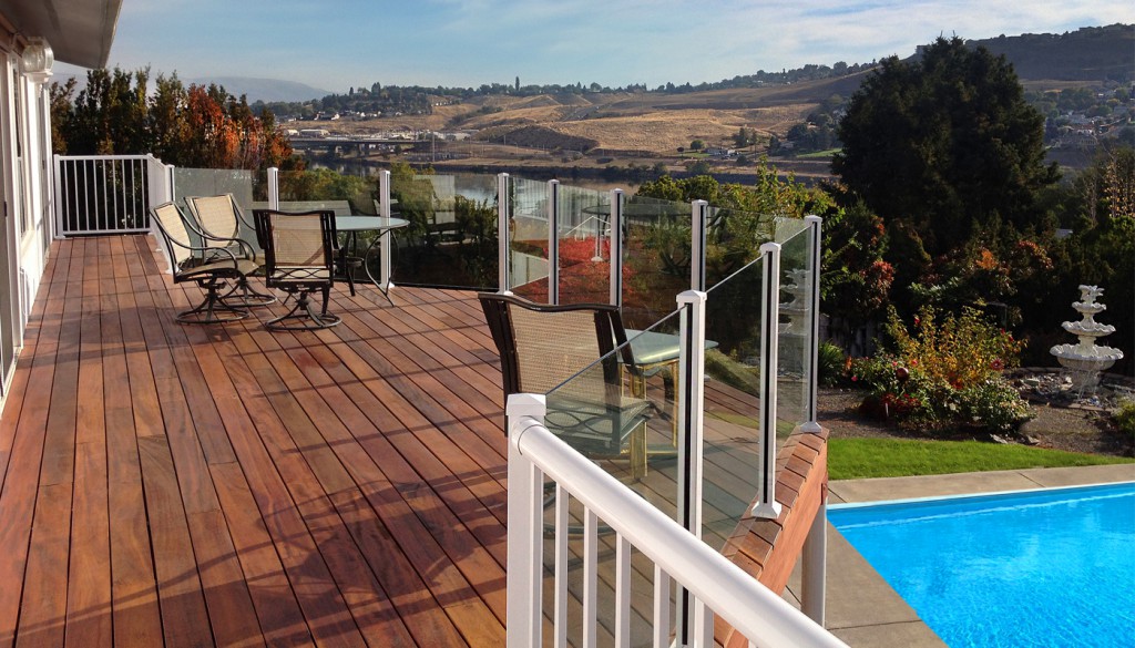 Century Scenic Railings (framelss glass deck railings) with 5mm tempered glass panels