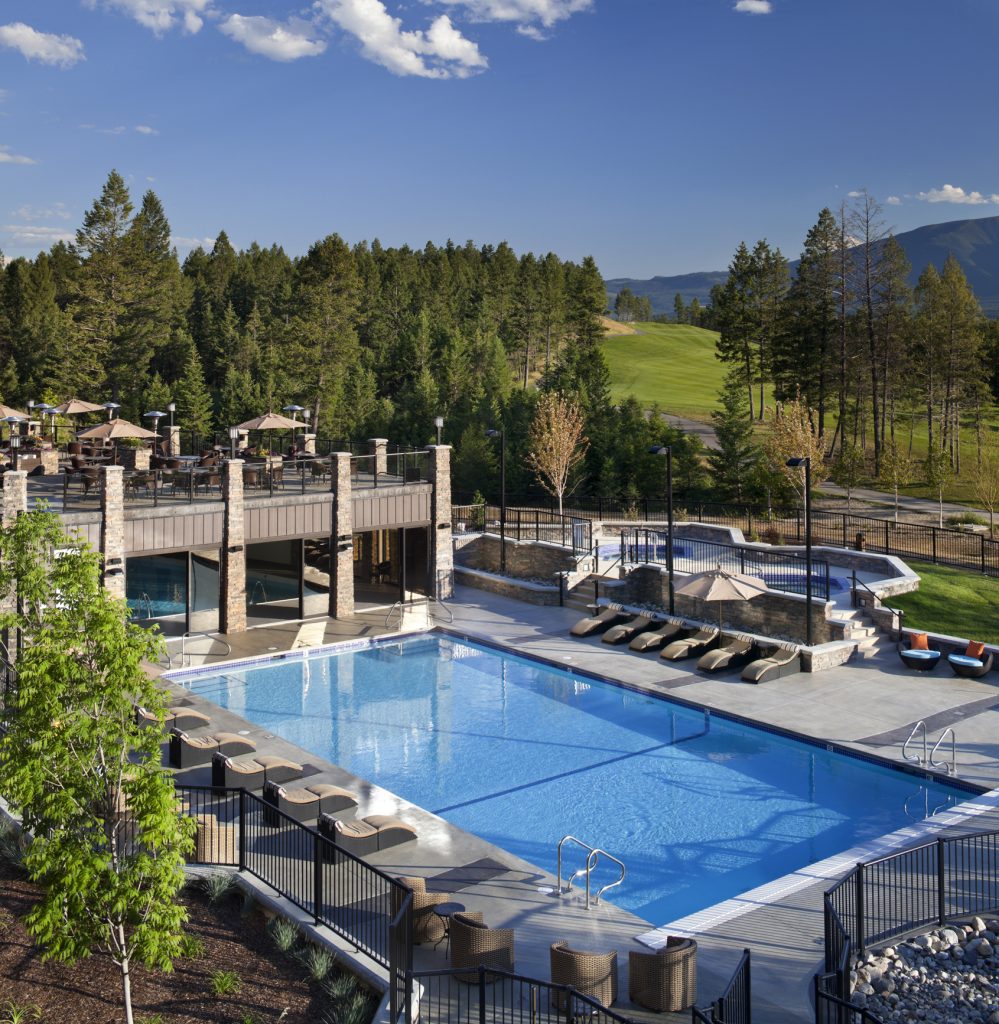 Swimming pool at Copper Point Resort