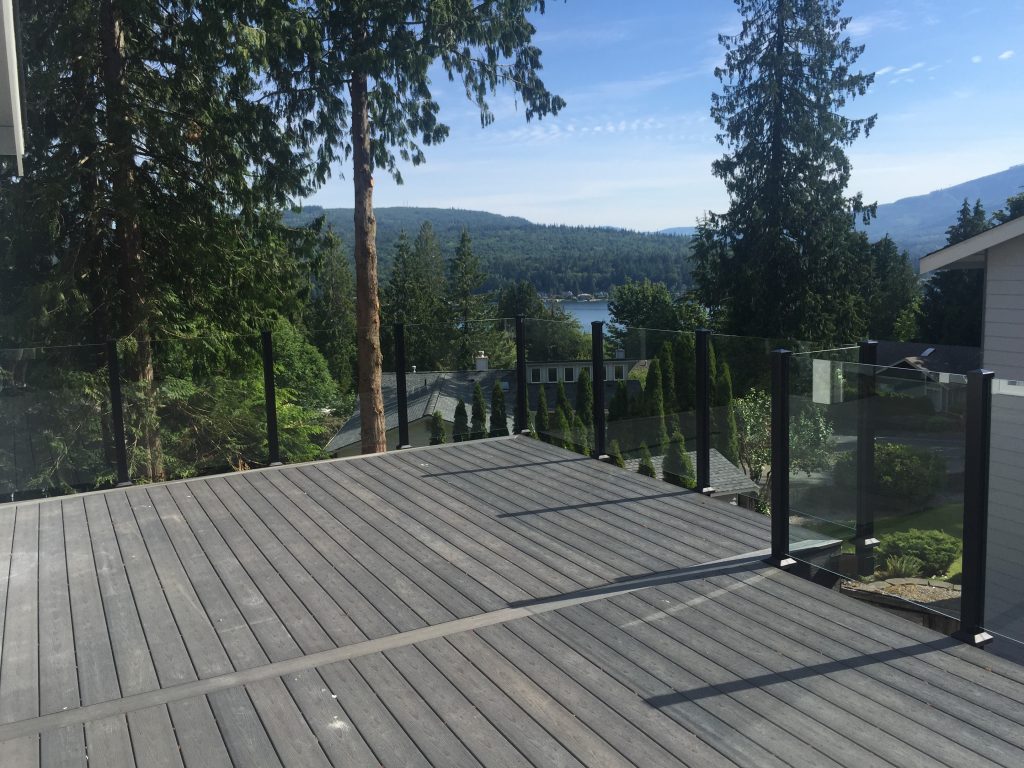 scenic glass deck railing