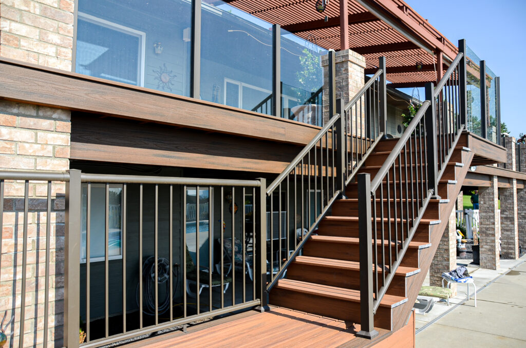 Picket Railing RidgeLine Decks